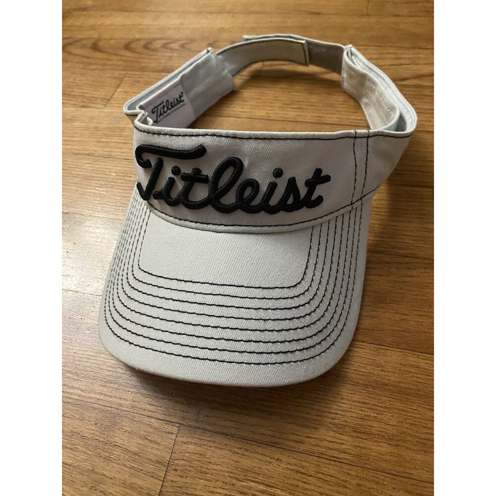Titleist PRO V1 Luxury Golf Visor White Embroidered Adjustable Hat Cap Gorpcore